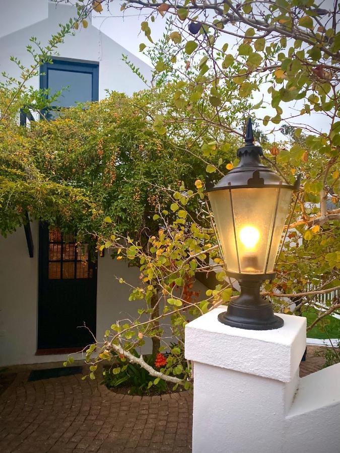 Hensley Cottage - A Garden Cottage. Плеттенберг-Бей Экстерьер фото